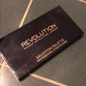 Makeup Revolution London Salvation palette